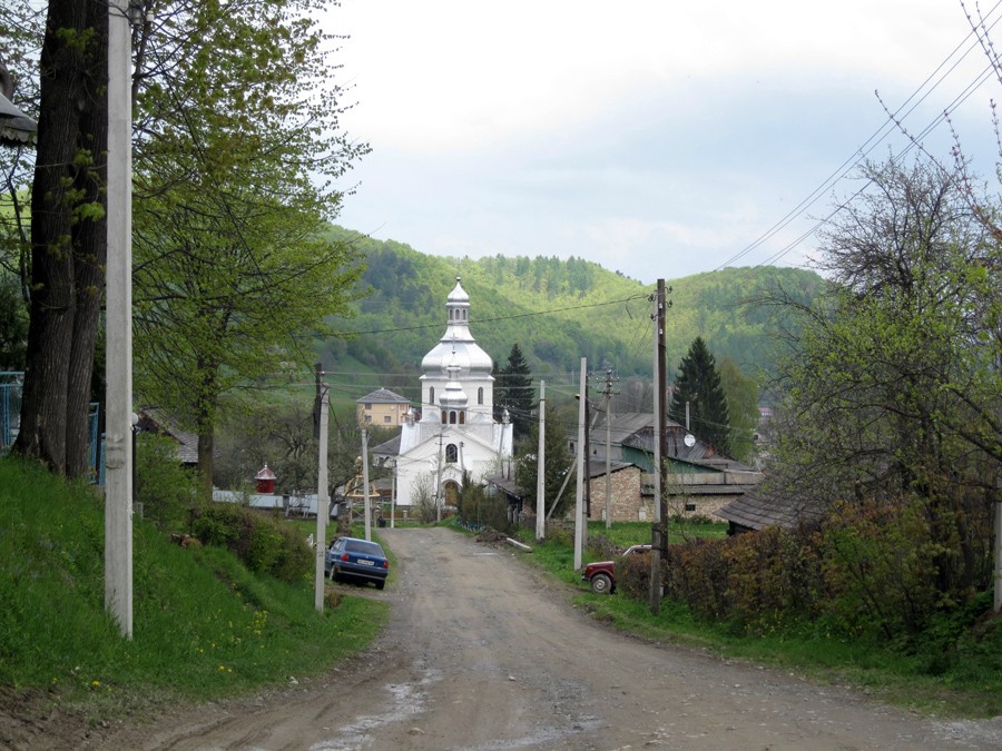 Улица местной деревни