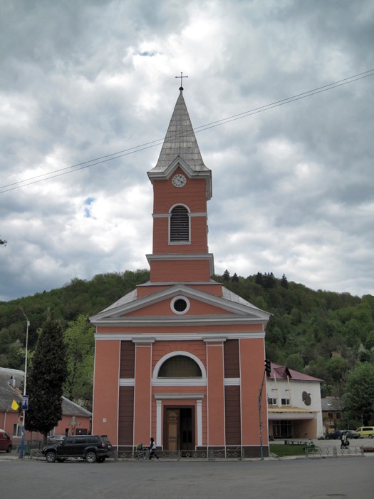 Венгерский католический храм в Рахове