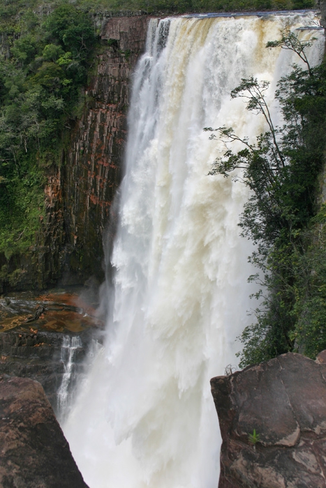 Водопад Salto Aponwao. Фото 2