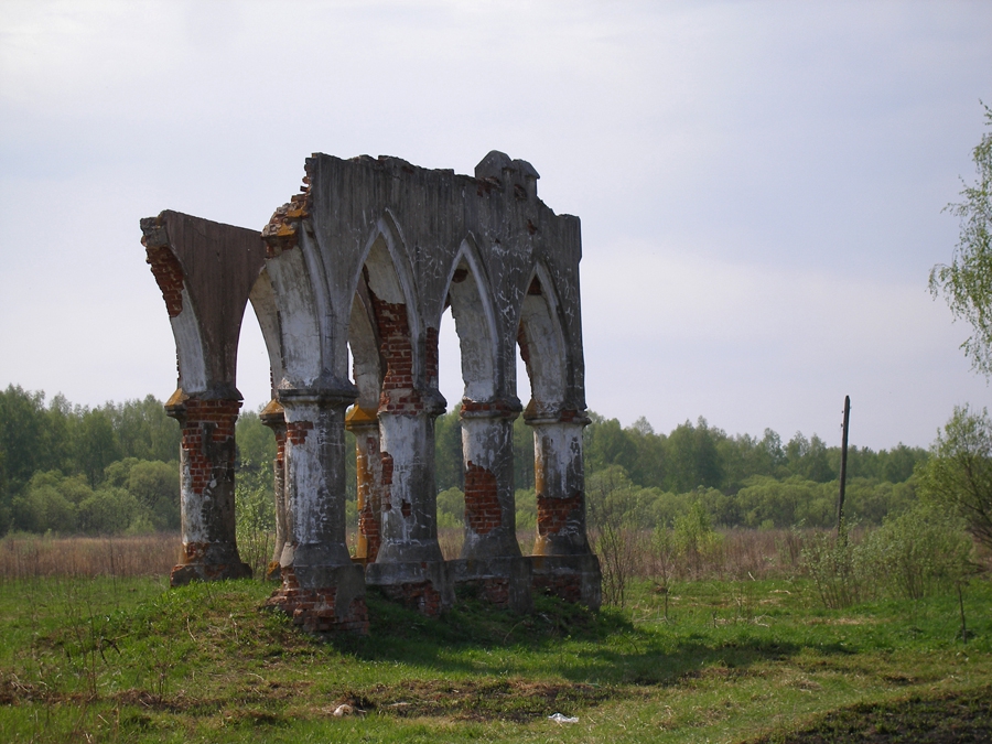 Руины на окраине Муромцево, фото 2