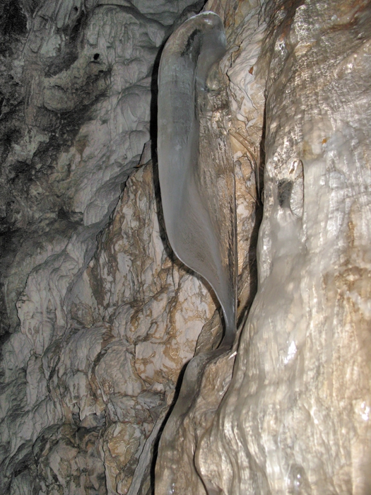 Ледовые образования Мариинской пещеры, фото 5