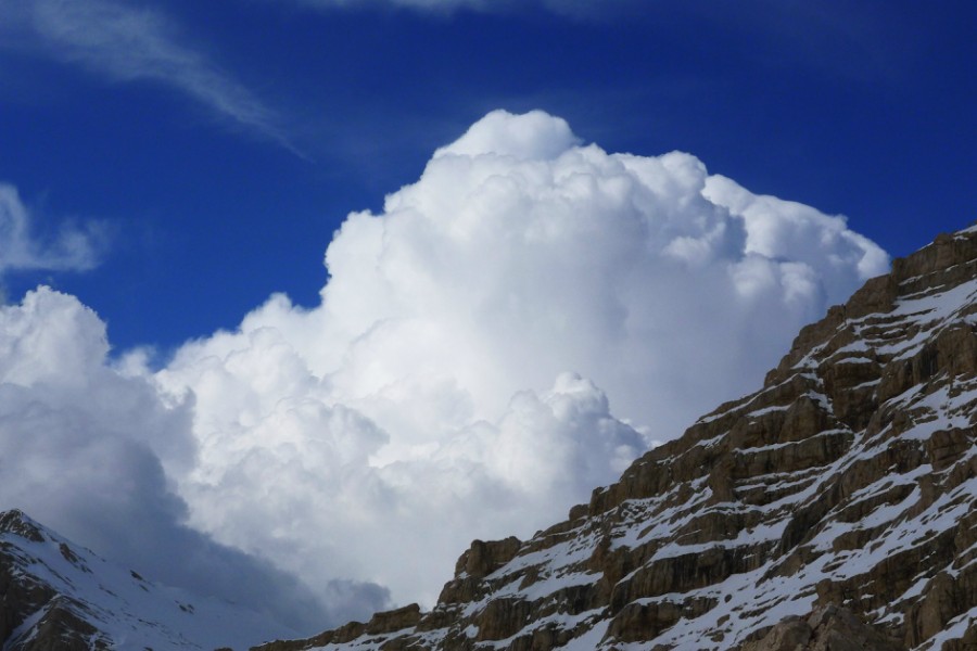 Облака над перевалом Карасай