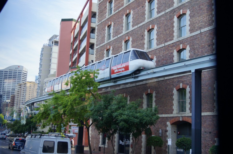 Монорельсовый трамвайчик - транспортный символ Сиднея