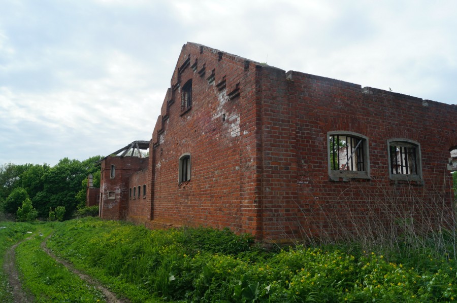 Вид с другой стороны на главное здание усадьбы Шереметевых-Рукавишниковых