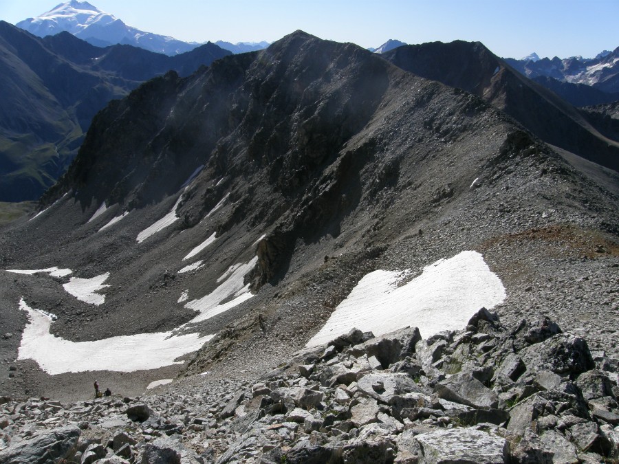 Вид на перевал Ржавый и подъём на него со стороны Учкуланичи
