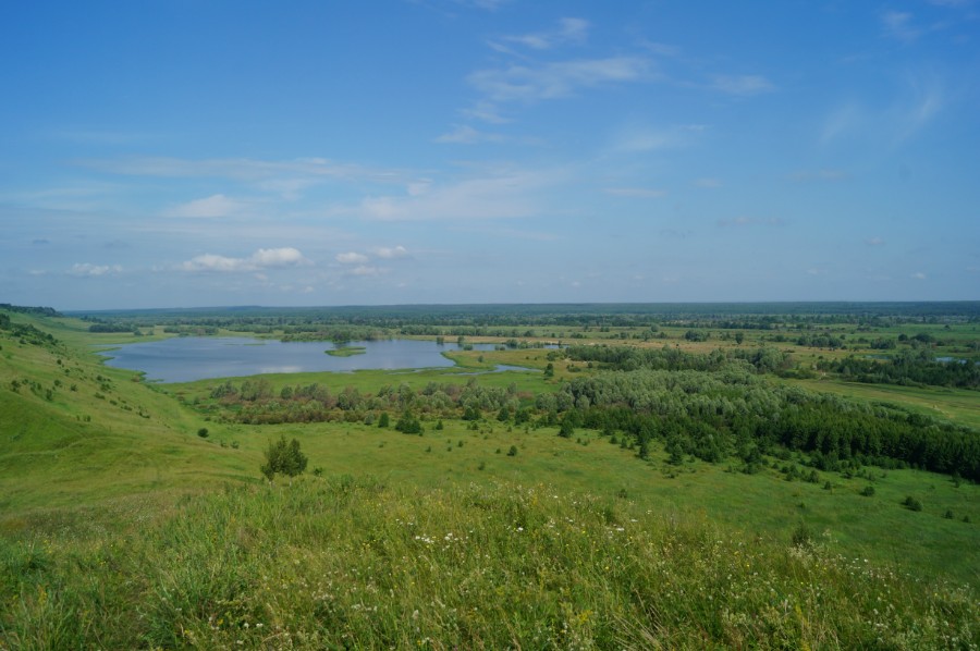 Вид с вершины на озеро Ширьма (Шарьма) на запад