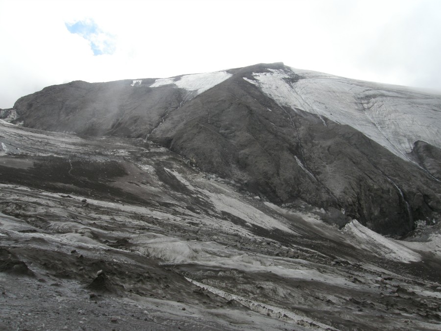 Спуск с перевала Фрунзе, ледник Уллучиран. Фото 2