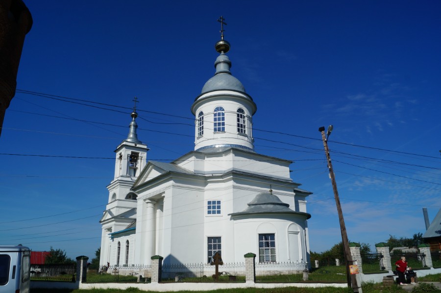Церковь Троицы Живоначальной в селе Досчатое Выксунского района. Фото 2