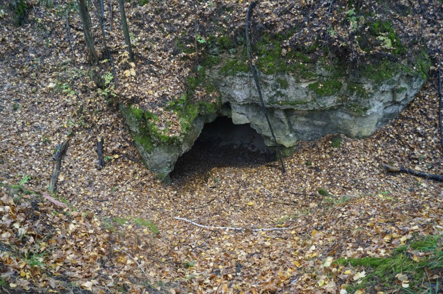 Еще пещерка