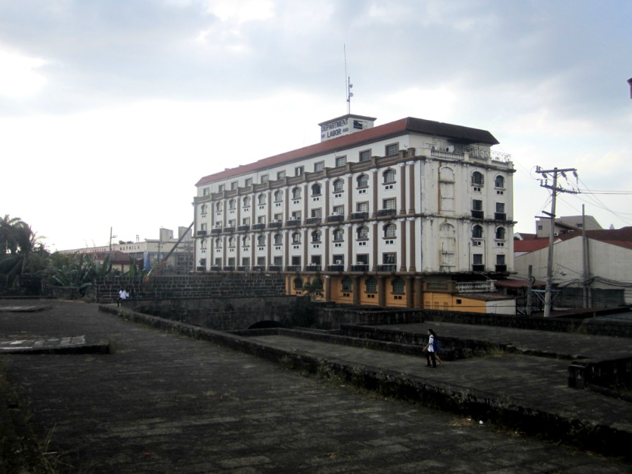   Intramuros, 10