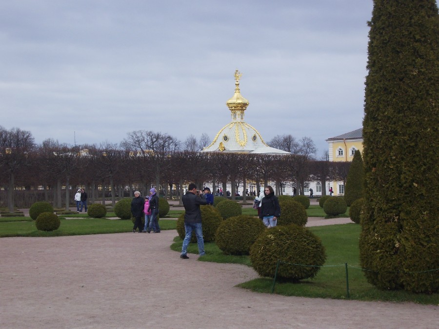 В Верхнем парке Петергофа