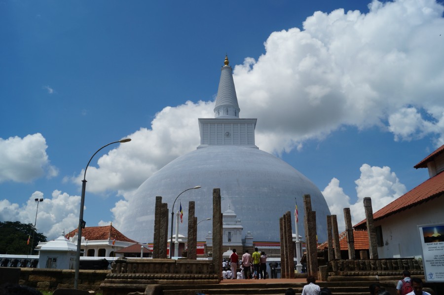  (Anuradhapura).  :    (Ruwanwelisaya)