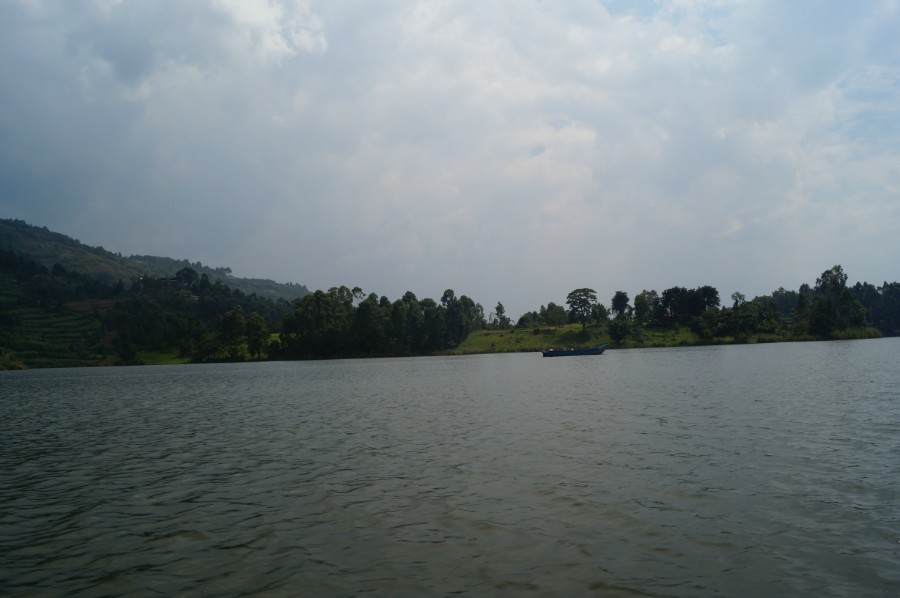 Озеро Буньёни. Фото 3