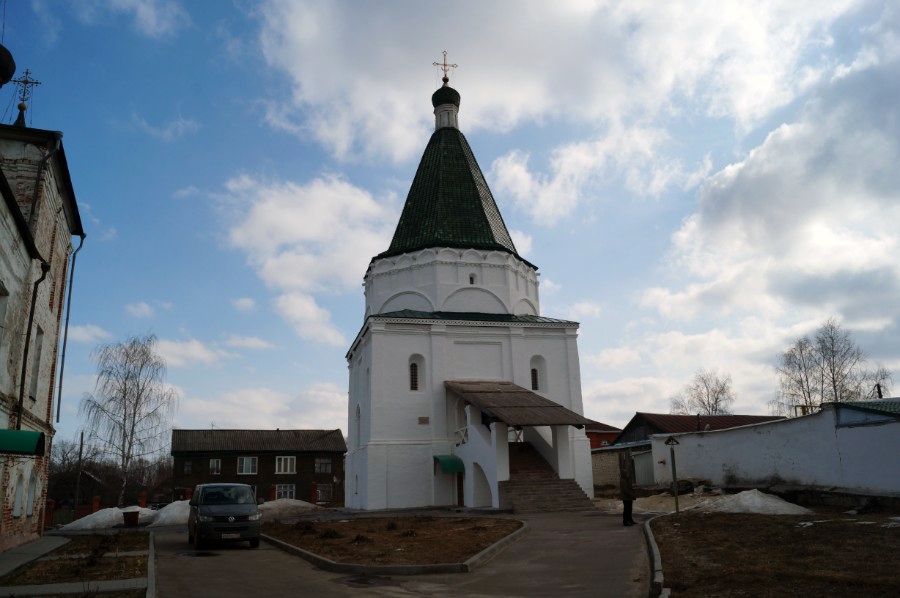 Церковь Святого Николая Чудотворца в Балахне 1552 года постройки-самая старая каменая церковь в Нижегородской области