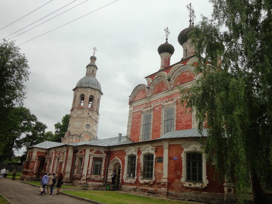 Краеведческий музей в Троицком соборе