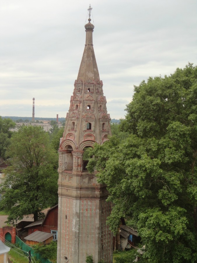 Колокольня Воскресенской церкви - строили мастера из Ярославля