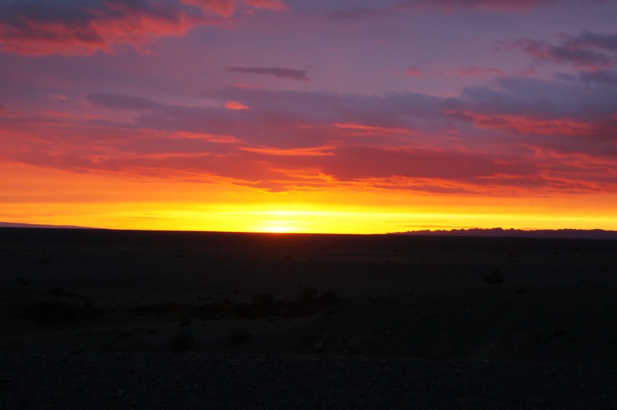 Закат в пустыне Шаргын Говь