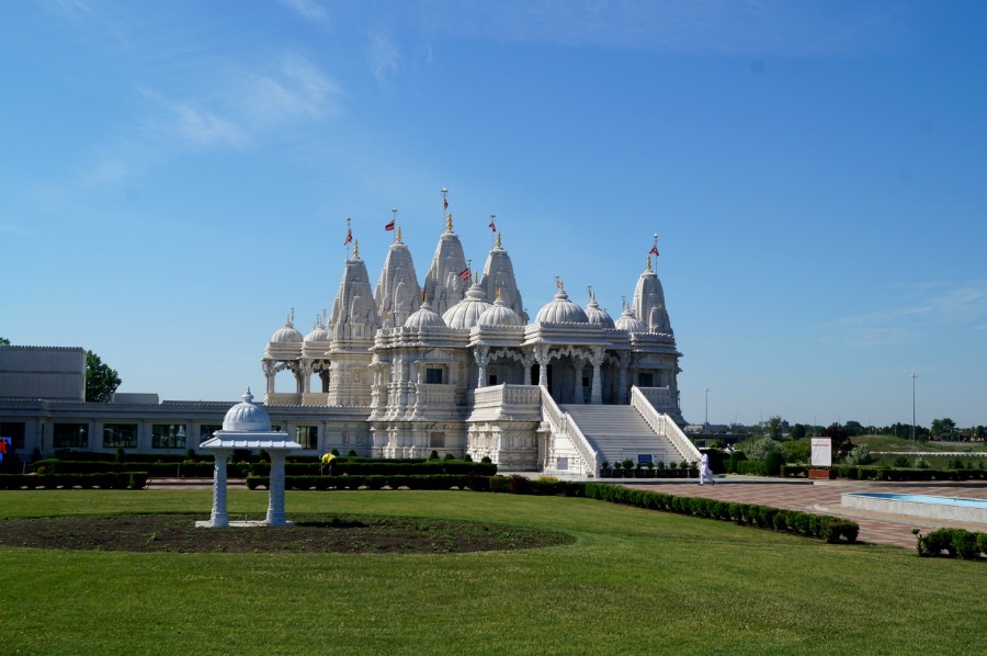    (Shri Swaminarayan mandir)