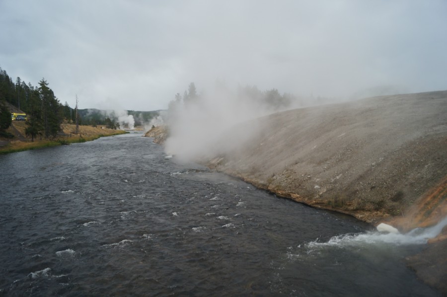    (Firehole river)