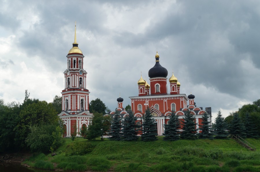 Воскресенский Кафедральный Собор в Старой Руссе фото 2