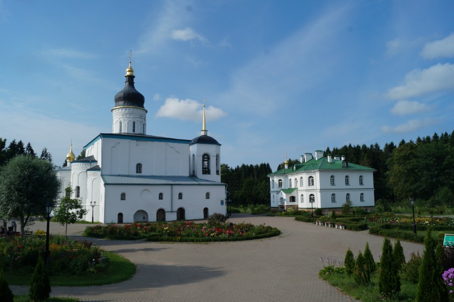 Спасо-Елеазаровский женский монастырь. Псковская область