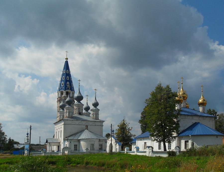 Успенско-Казанский мужской монастырь (18 в.) в с. Кузнецово. Фото 2