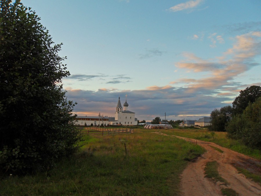 Свято-Знаменский женский монастырь (между 1598 -1679 гг.) в г. Гороховец. Фото 1