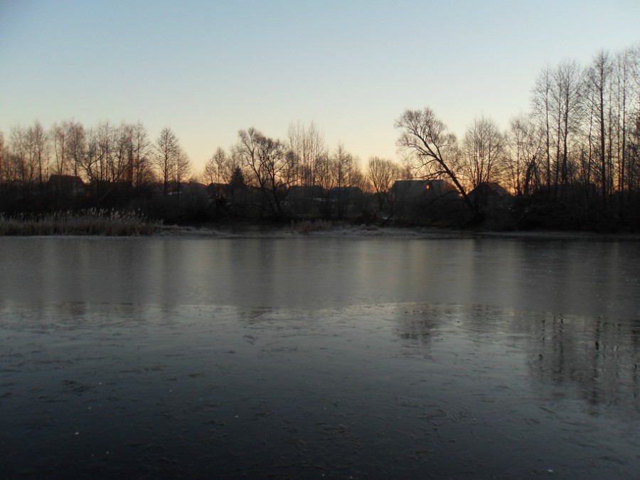 Октябрьское морозное утро. Деревня Слободское