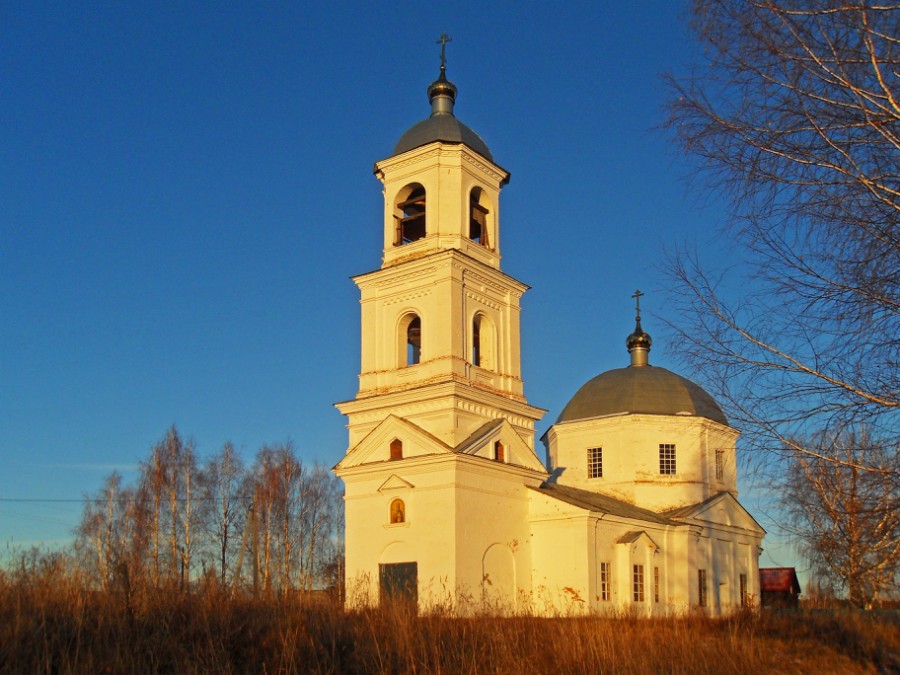 Церковь в честь Покрова Пресвятой Богородицы в с. Сельская Маза (1810 г.). Фото 1