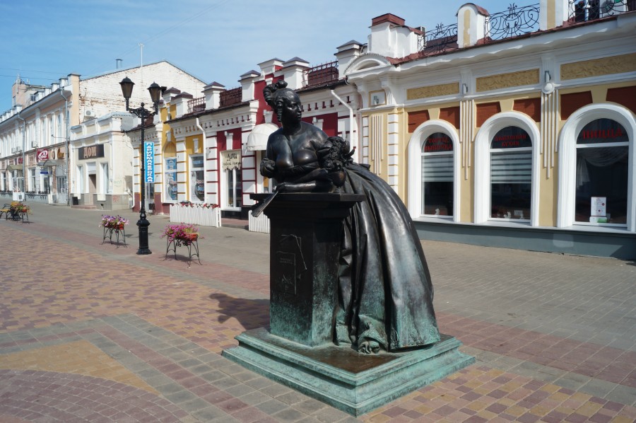 Памятник Тамбовской казначейше