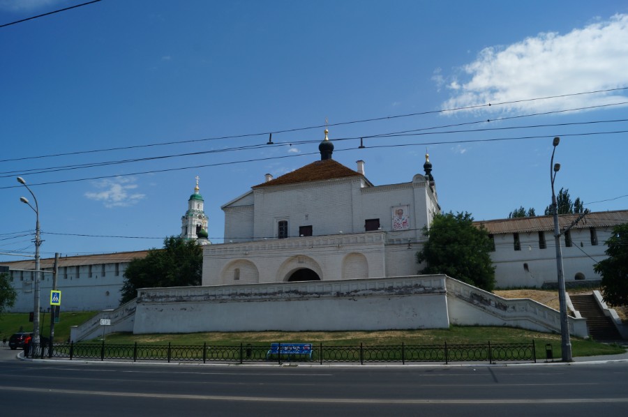 Никольские ворота Астраханского кремля