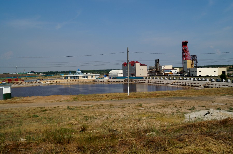 Соляная шахта и озеро Развал в Соль-Илецке