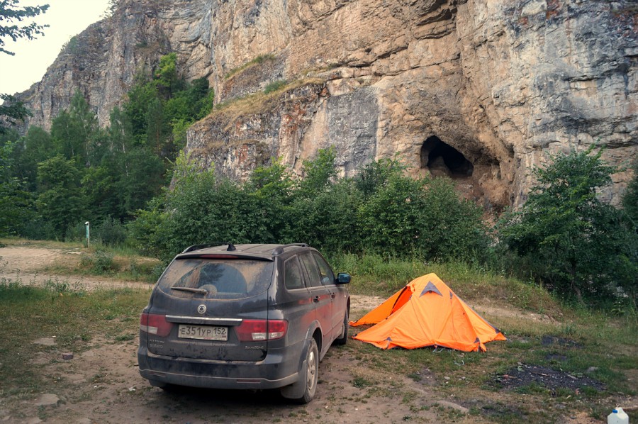 Место седьмой ночевки у пещеры САлавата Юлаева