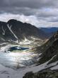 Вид с хребта Оченырд на озеро под ледником Долгушина