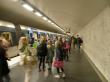 Школьники в Стокгольмском метро