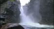 Большой Онотский водопад, вид снизу