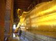 Лежащий золотой Будда
