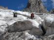 Преодоление трещин в нижней части ледника Адырсу