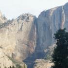   (Yosemite Falls)